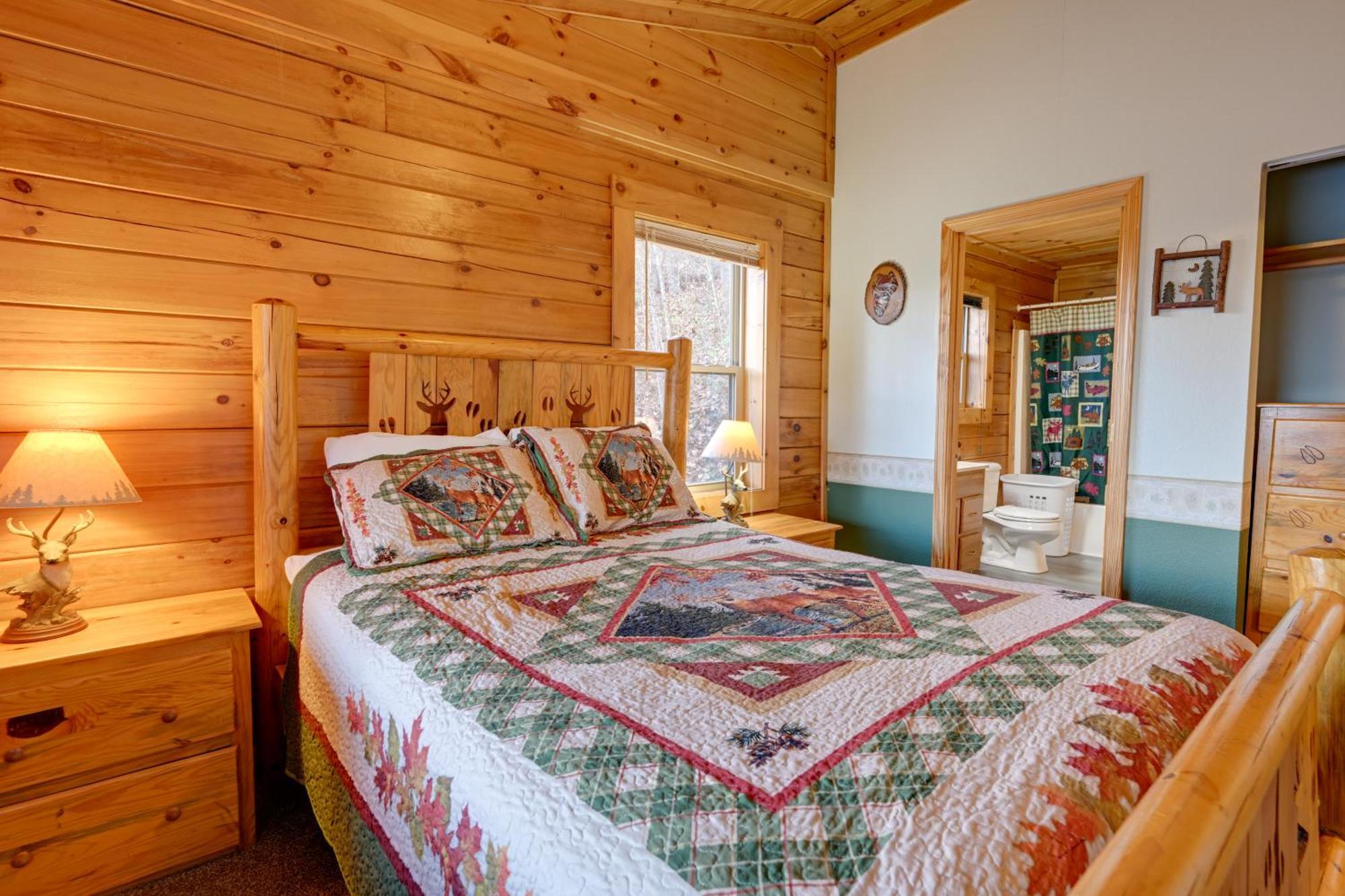 Cozy Deer Glen Cabin With Private Hot Tub And Porch! مدينة كليرمونت المظهر الخارجي الصورة
